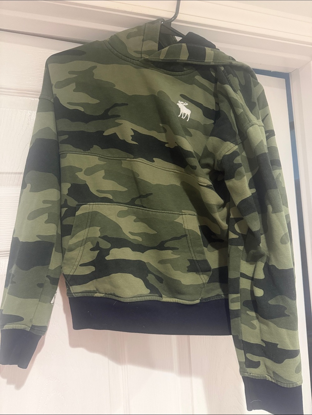 Abercrombie & Fitch Men’s Camo Crewneck Hoodie - Olive & Black